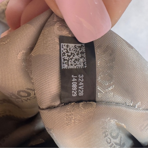 Michael Kors Jet Set Metallic Tote EUC - Picture 13 of 16